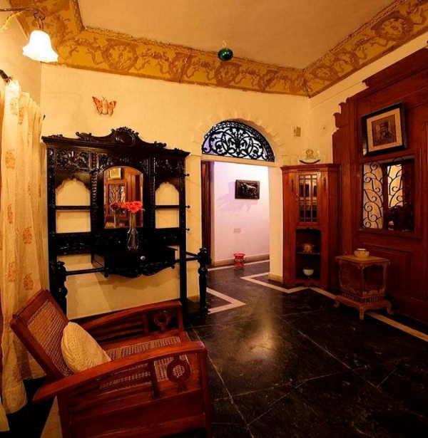 The Red House image 20