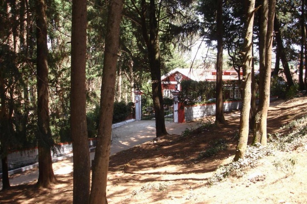 The Red House image 5